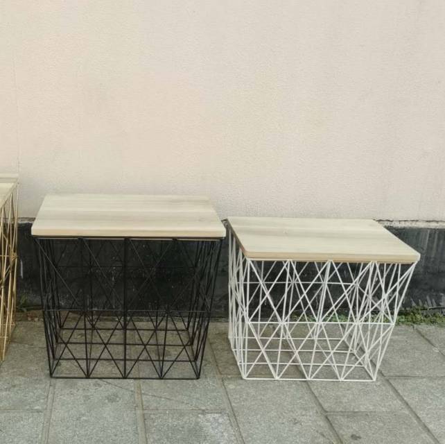 Iron art handicrafts and ornaments factory direct sales, storage baskets, round tables, coffee tables, and miscellaneous frames details Picture