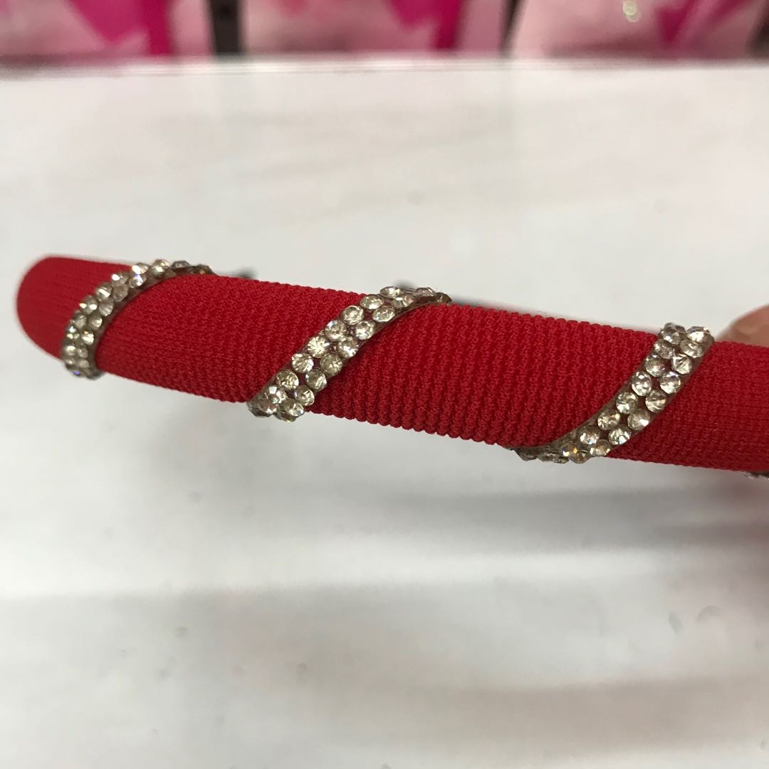 Hair band rhinestone hair accessory, simple and versatile Korean with teeth, anti-slip hair hole, lady's front press hair band, adult hair clip Specification image