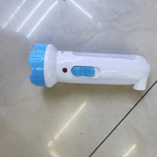 手电筒充电超亮远射便携耐用小型家用户外迷你变焦