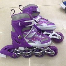 溜冰鞋儿童旱冰轮滑鞋男童女童初学者小孩滑冰鞋可调女孩