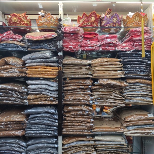 Xiang Pai Miao Zhuang Yan Seng Fu describe pic - 1