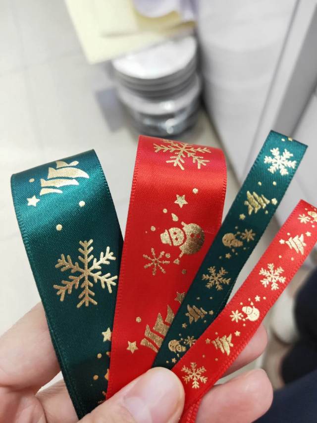 浙江金华义乌三顶织带 烫金圣诞涤纶带  礼盒包装工艺品 蝴蝶结产品图
