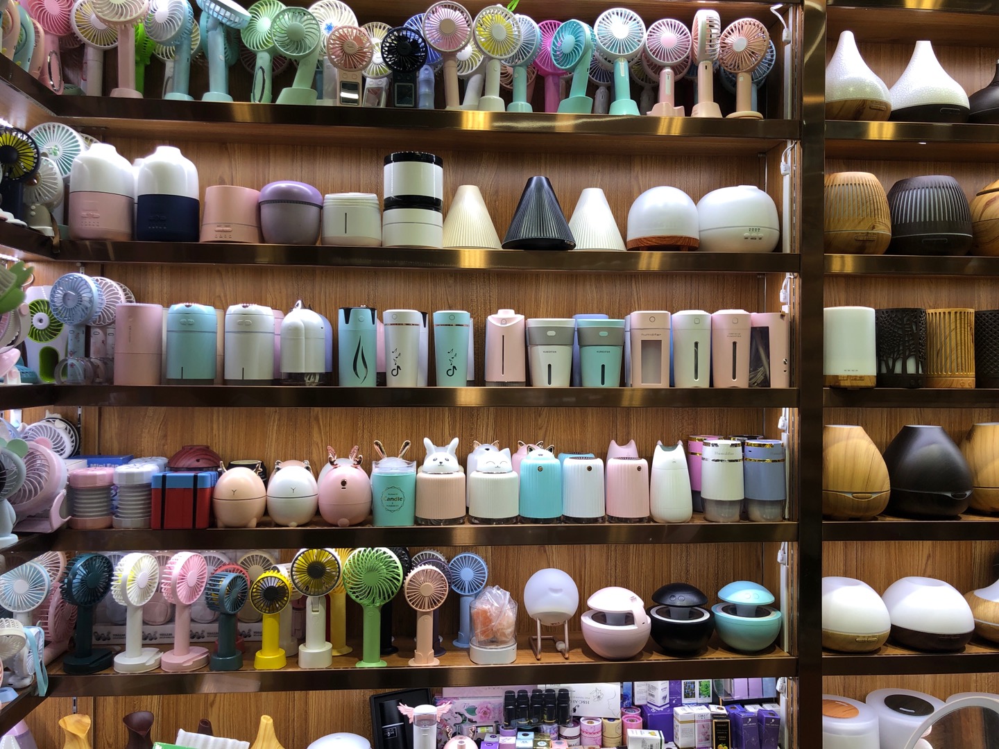 Shenzhen Yilong Creative Technology Co., LTD describe pic - 2