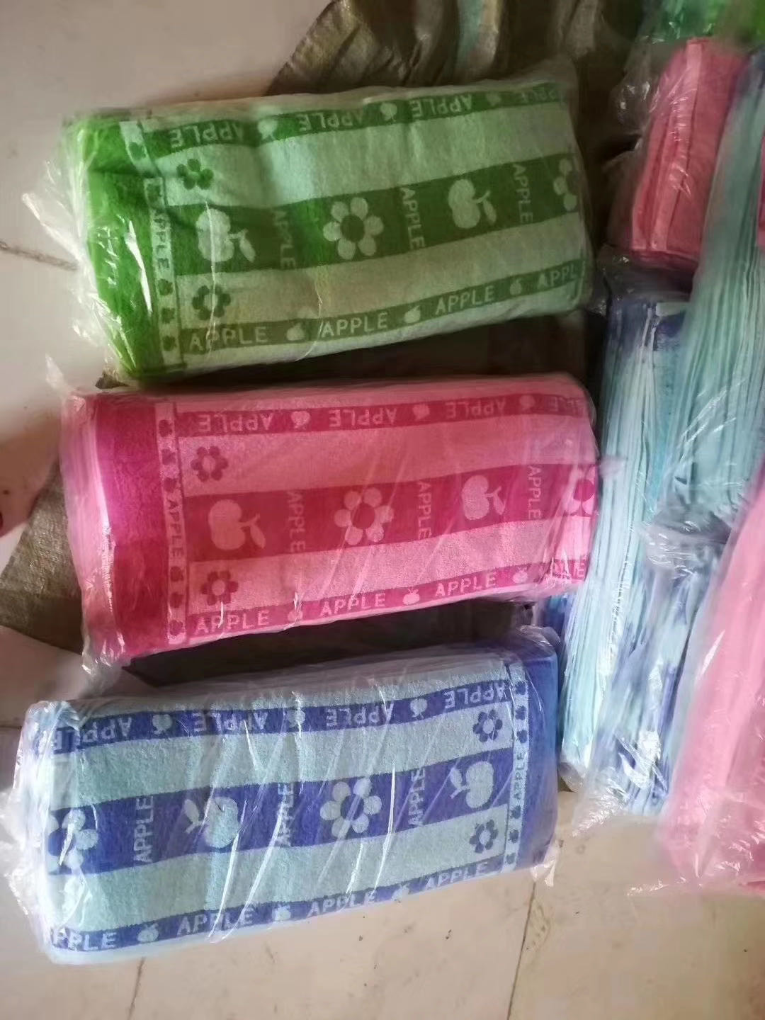 新款纯棉断档毛巾批发定制LOGO家用吸水礼品面巾产品图