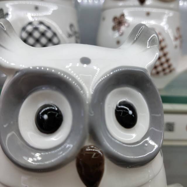 Yiwu quality ceramic owl jars, tea jars, sugar jars and other handicrafts details Picture