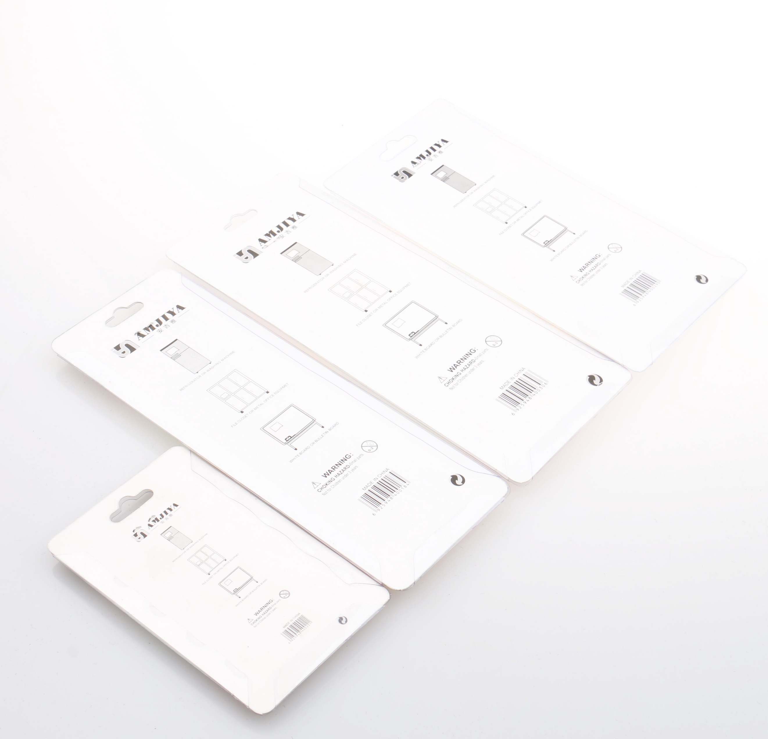 Smiley Face office magnetic nails, magnetic clasps, magnets, magnetic particles have good magnetic properties and excellent quality details Picture