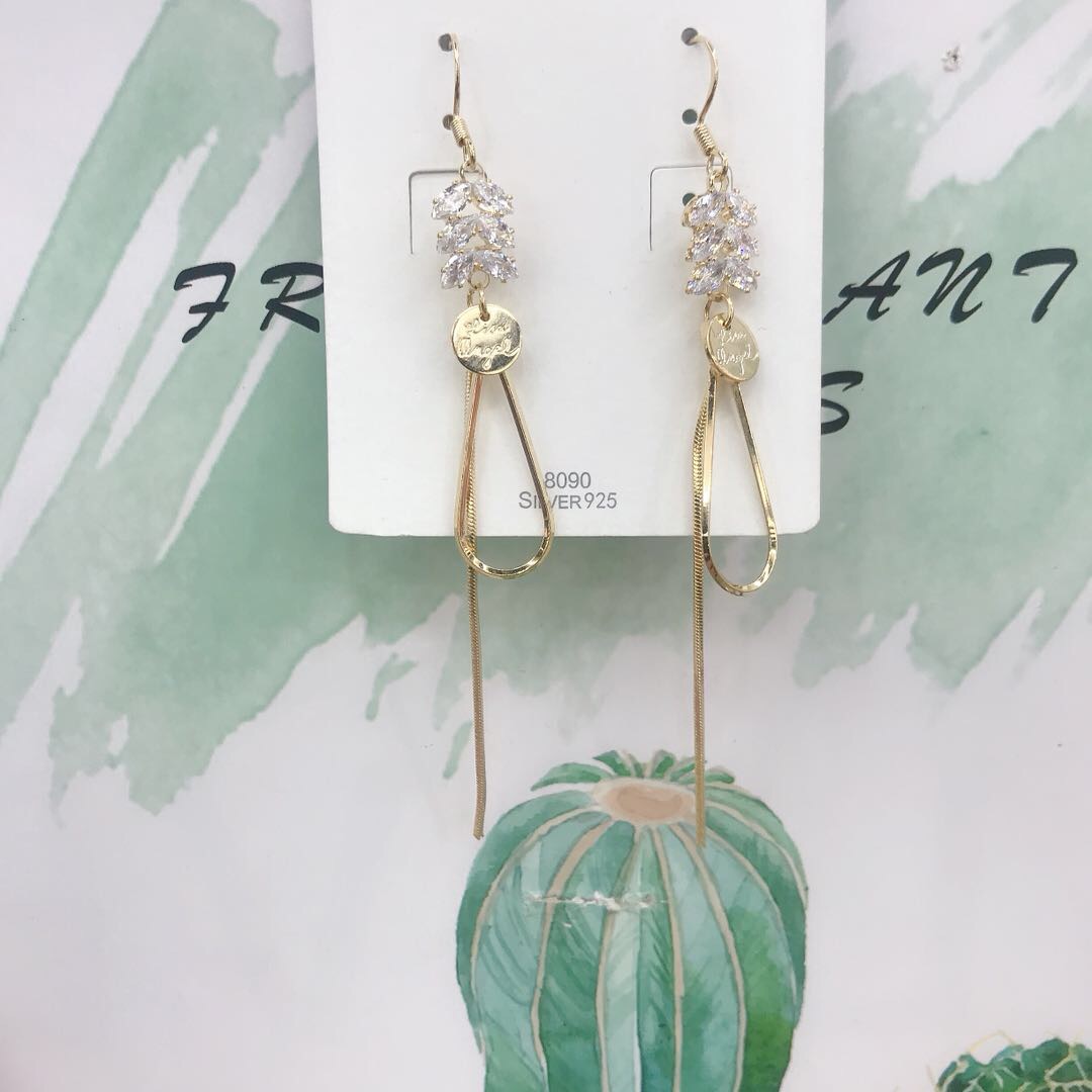 New trendy long tassel earrings, versatile and stylish, a popular online celebrity style