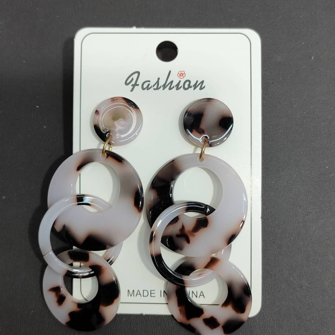 Gray white acrylic cover ring joker fresh temperament women's fashion earrings thumbnail