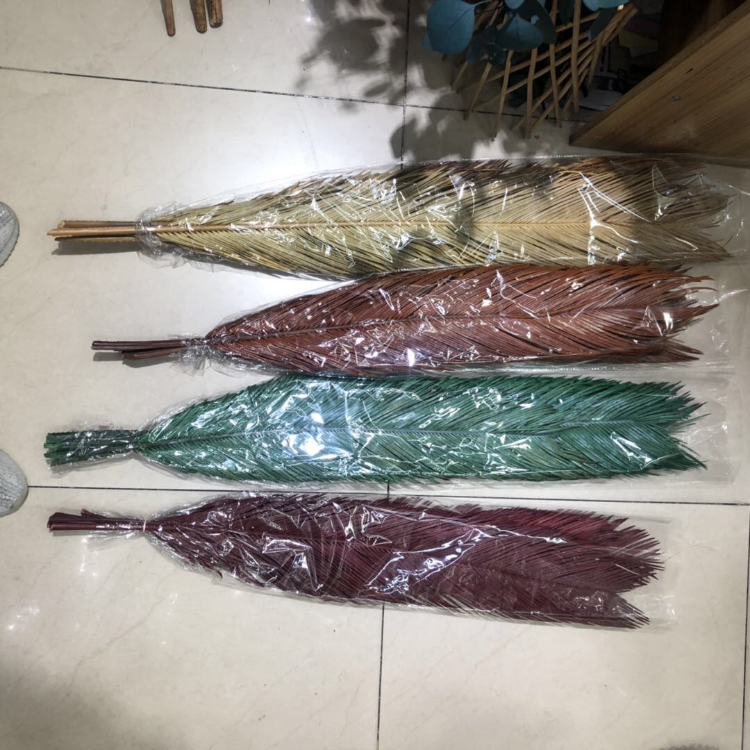 New ironwood leaves are now picked loose tail leaves many years cycads leaves wedding decoration immortal dry flower arrangement flower big leaves thumbnail