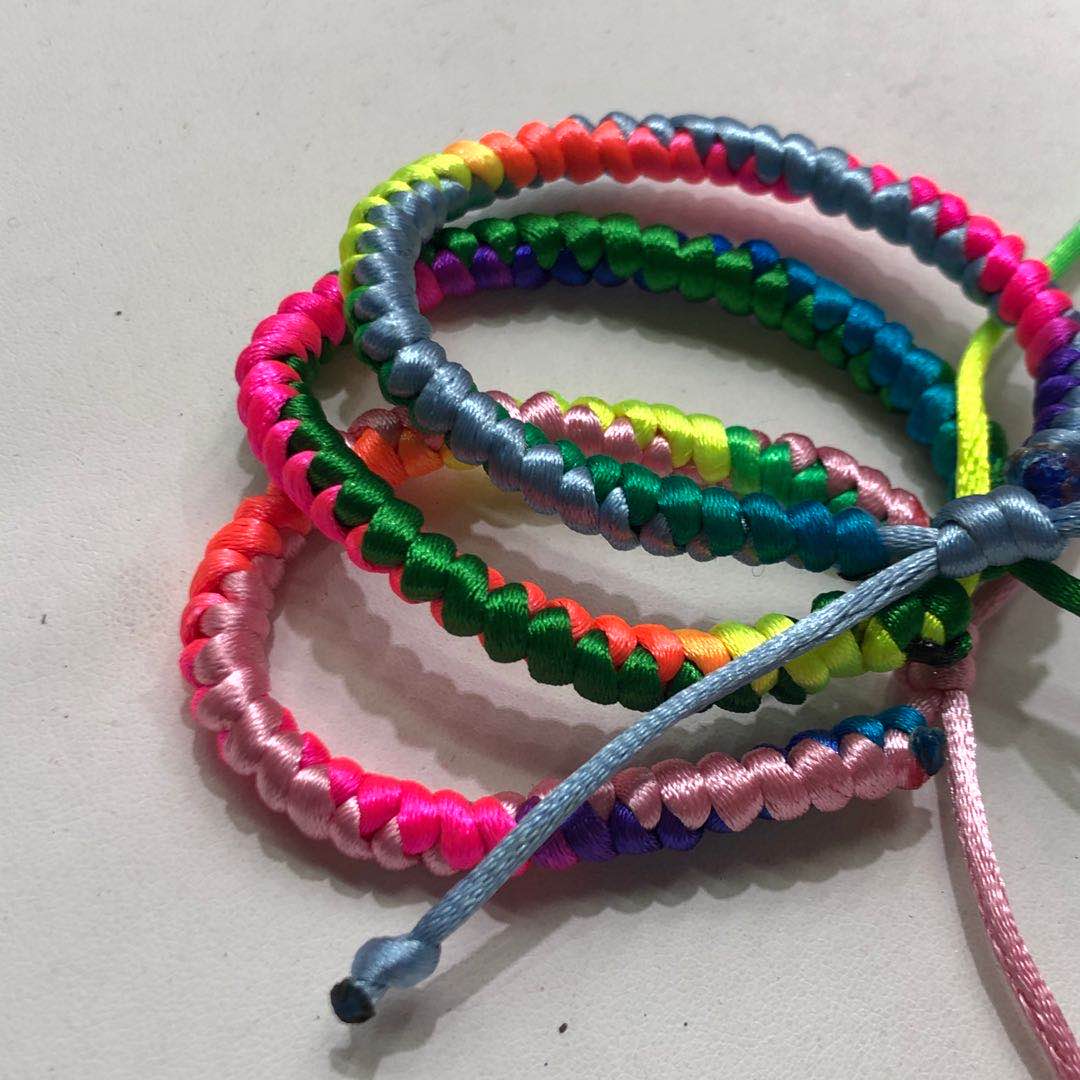 Color contrast design color fashion bracelet bracelet hand woven temperament small fresh anti-allergy jewelry thumbnail