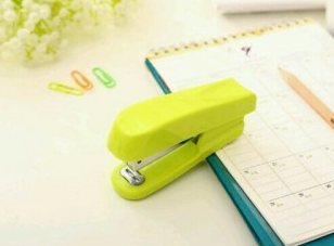 炫彩订书机 八昌订书机 元昌订书机细节图