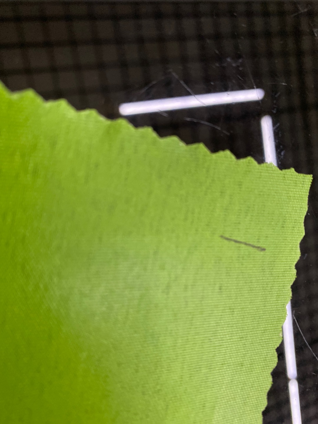 厂家直销4#油光布180T-2环保染色质地细腻细节图