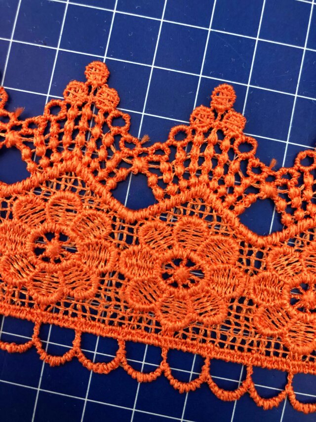 New golden surat lace Guangdong cotton thread embroidery water-soluble clothing accessories Specification image