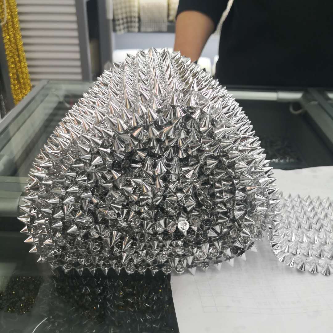 Plastic imitation metal texture, European and American punk retro rivet mesh clothing accessories, craft jewelry accessories details Picture