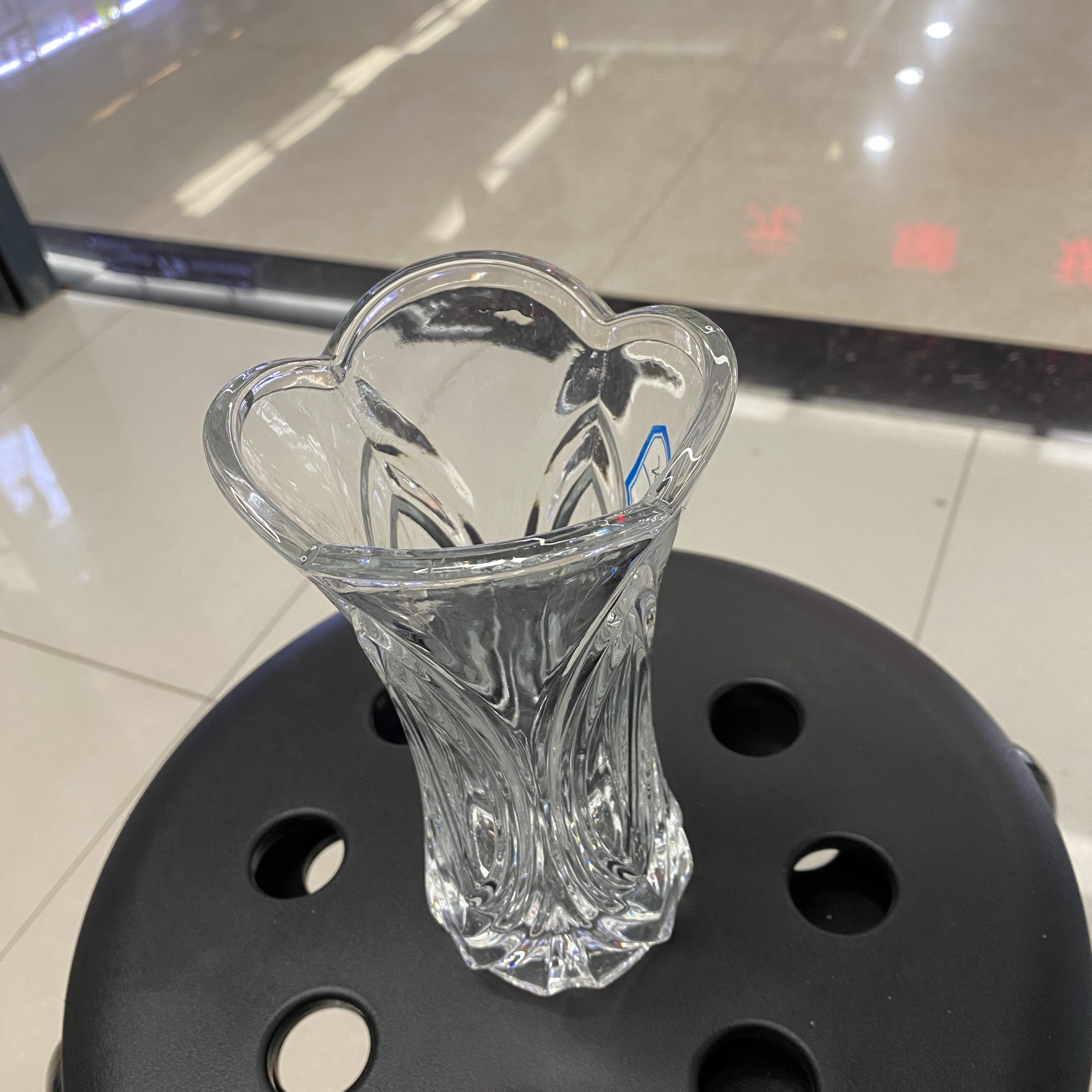马德里细口透明创意欧式复古浮雕玻璃花瓶客厅宫廷插花花器摆件产品图