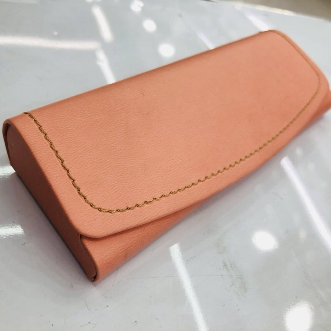 太阳眼镜盒男女便携式防压墨镜简约个性创意近视镜盒产品图