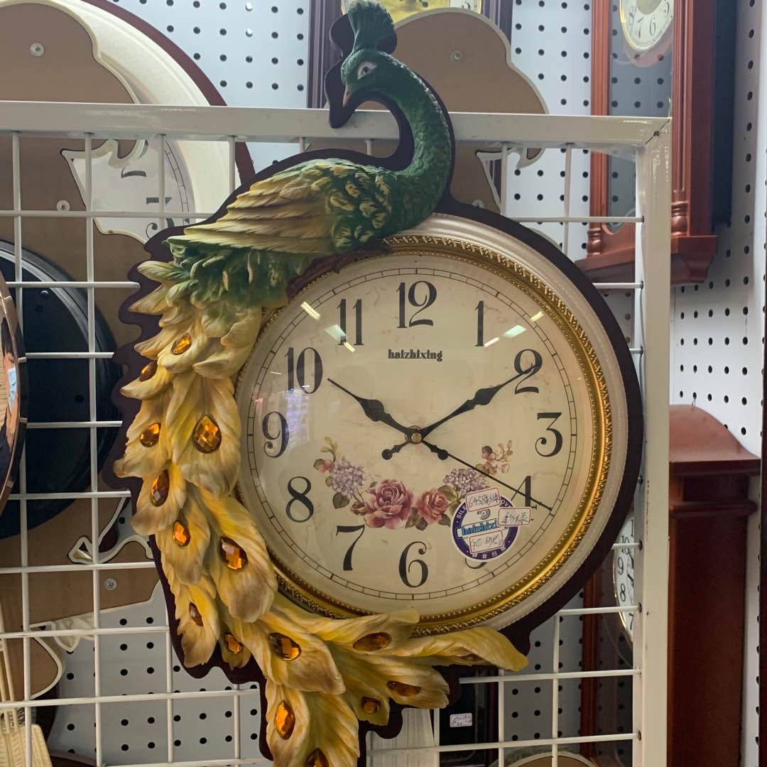 座钟钟表挂钟时间挂件家居客厅计时工具摆件孔雀创意图