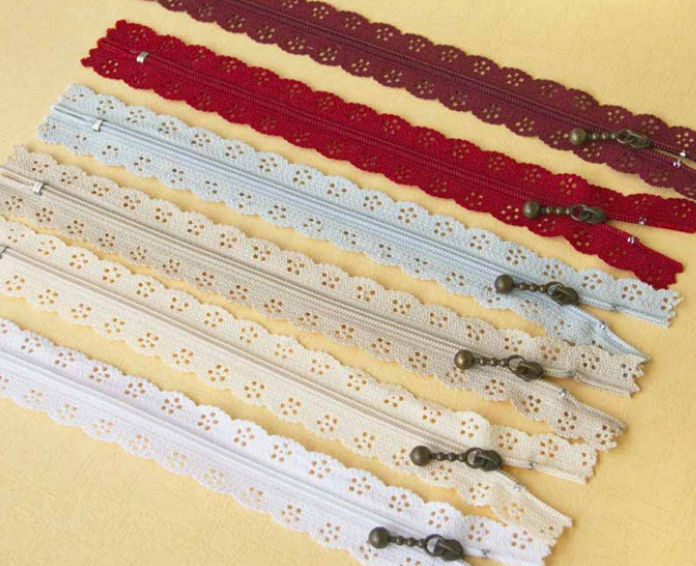The No. 3 nylon mixed-color lace lace zipper is smooth and does not burst teeth Specification image