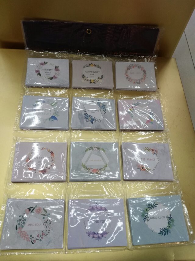 96 gift CARDS with small CARDS and flowers