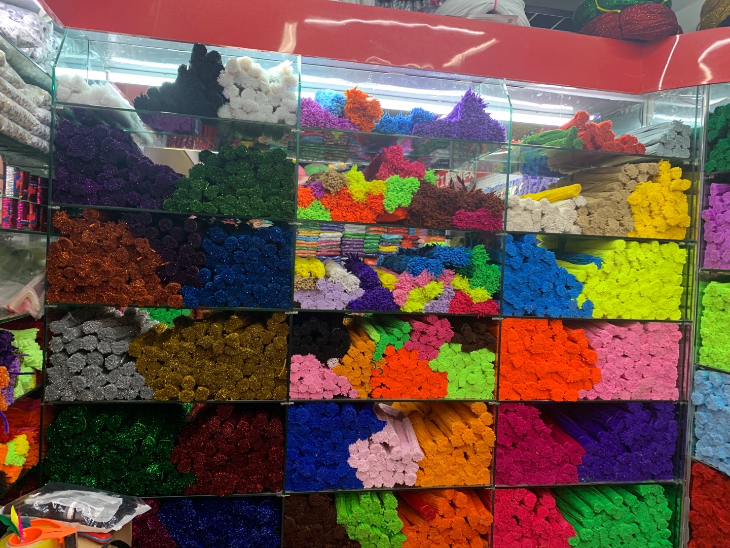 Yiwu Runxiang Handicrafts Co., LTD describe pic - 1