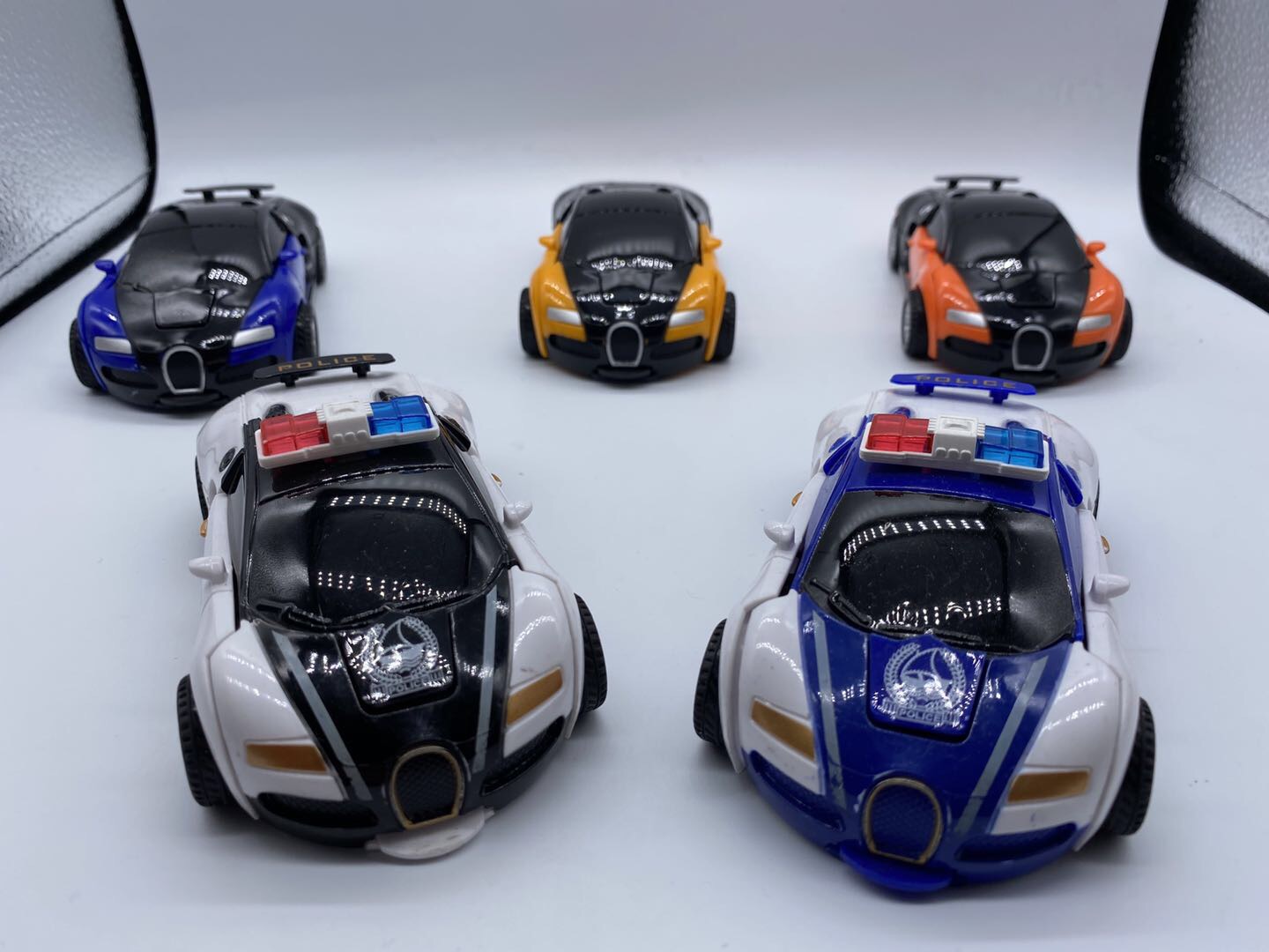 Children's Toys, Plastic Deformed Cars, Police Cars, Fun Children's Rebound Cars Specification drawing