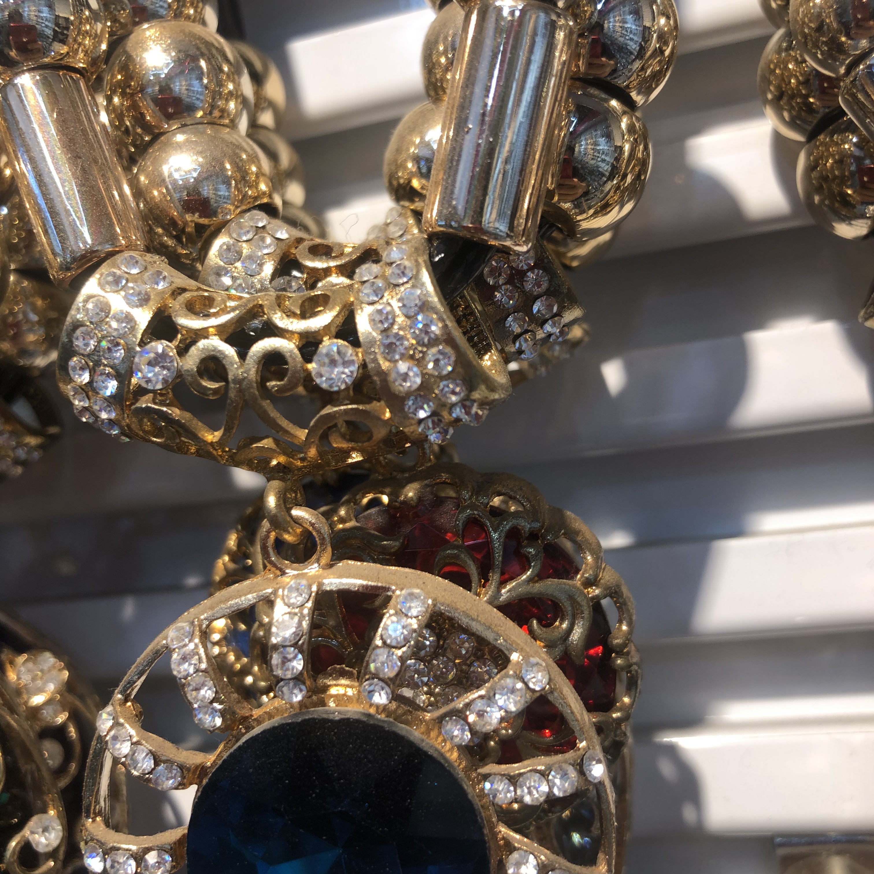 Long sweater chain, simple and elegant autumn and winter style, high-end ethnic style, versatile and personalized water diamond necklace, retro for women details Picture