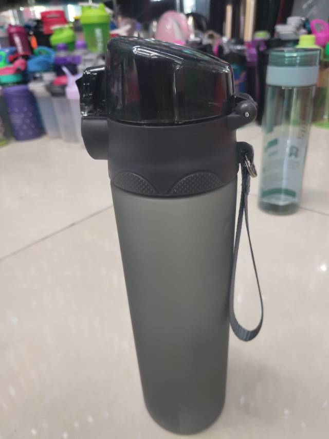 大容量水杯便携塑料杯子运动健身水壶大号太空杯男茶杯