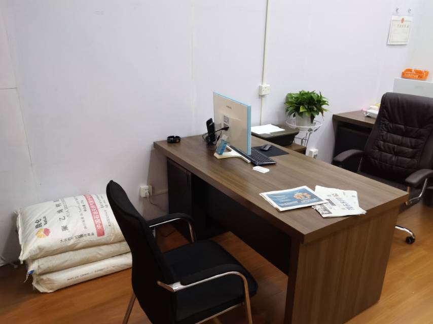 Lier Plastic describe pic - 2