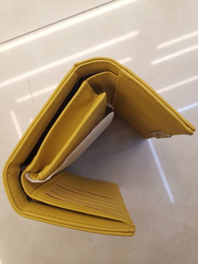 时尚女士短款三折钱包简约多功能卡包零钱包产品图