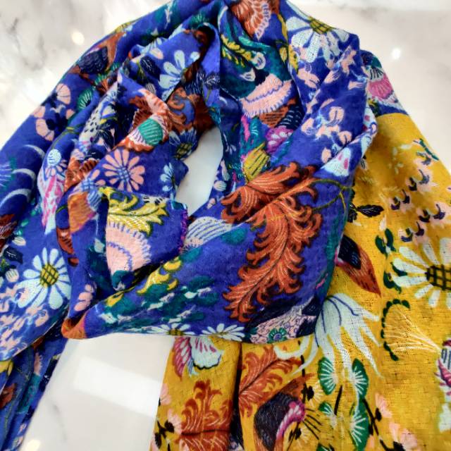 Custom Wholesale Spring And Autumn Textile Cotton Fringe Phoenix Pattern Women's Scarf details Picture