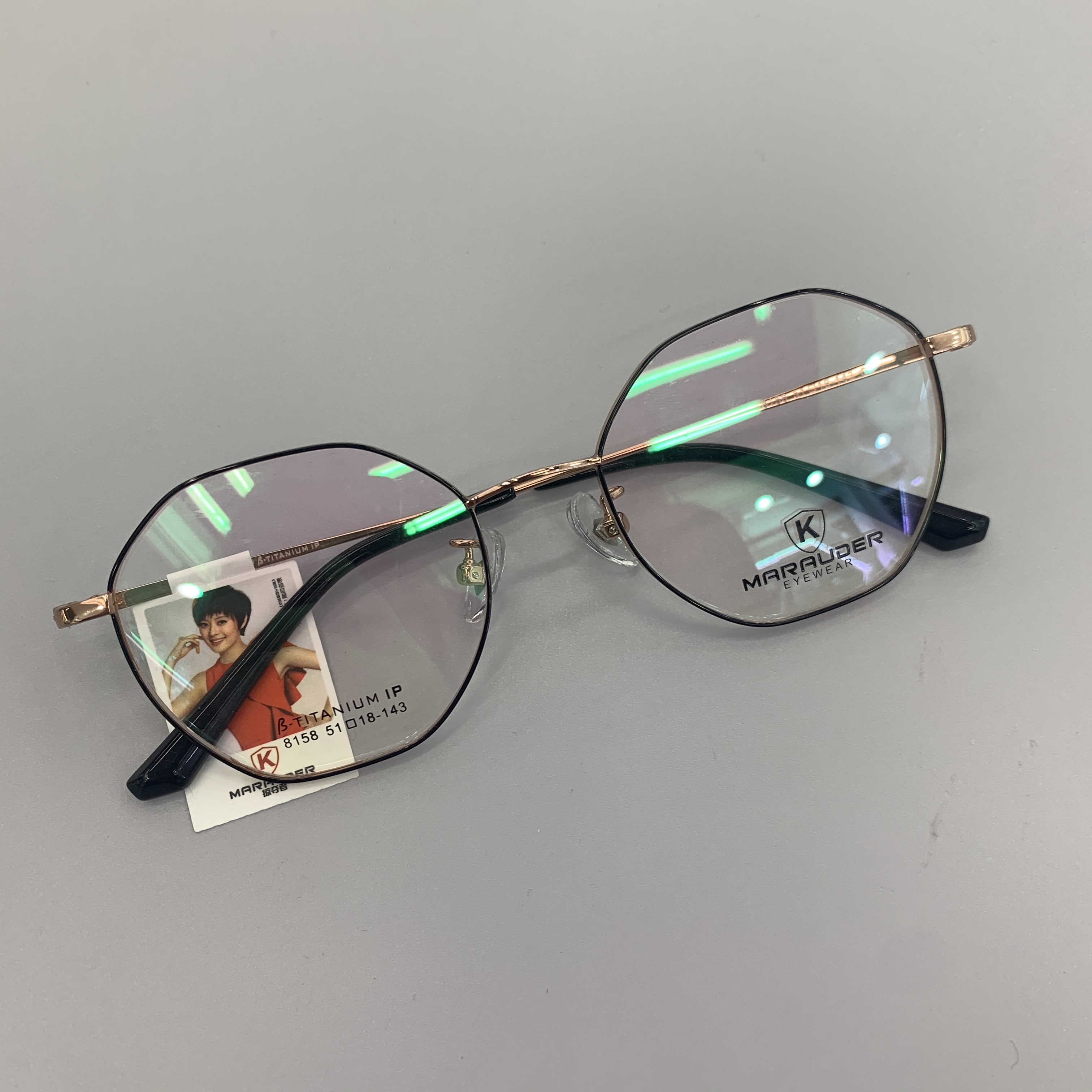 Puede ser equipado con grado ultra ligero remarea espejo óptico para hombres y mujeres anti-luz azul gafas de miopía marco con espejo gafas de miopía para mujeres versión coreana de la marea