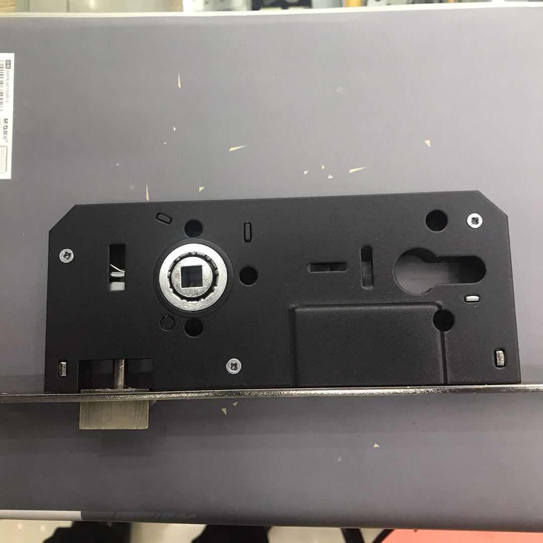 945 lock body