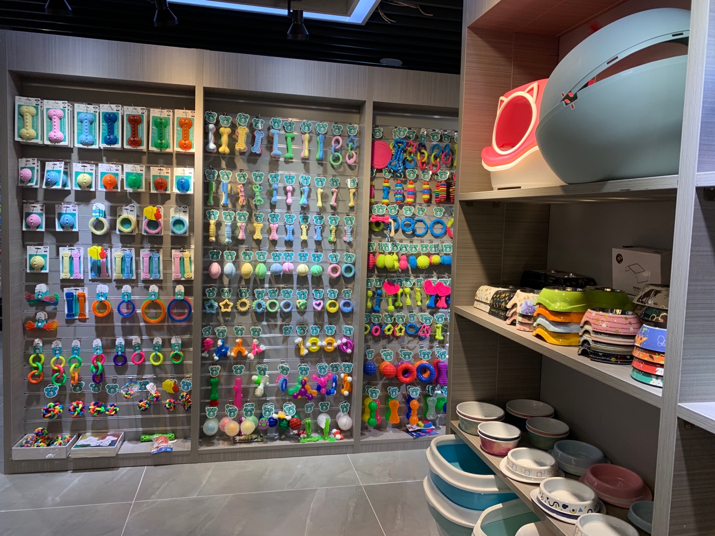 Zhejiang Fengpei Pet Products Co., LTD describe pic - 3