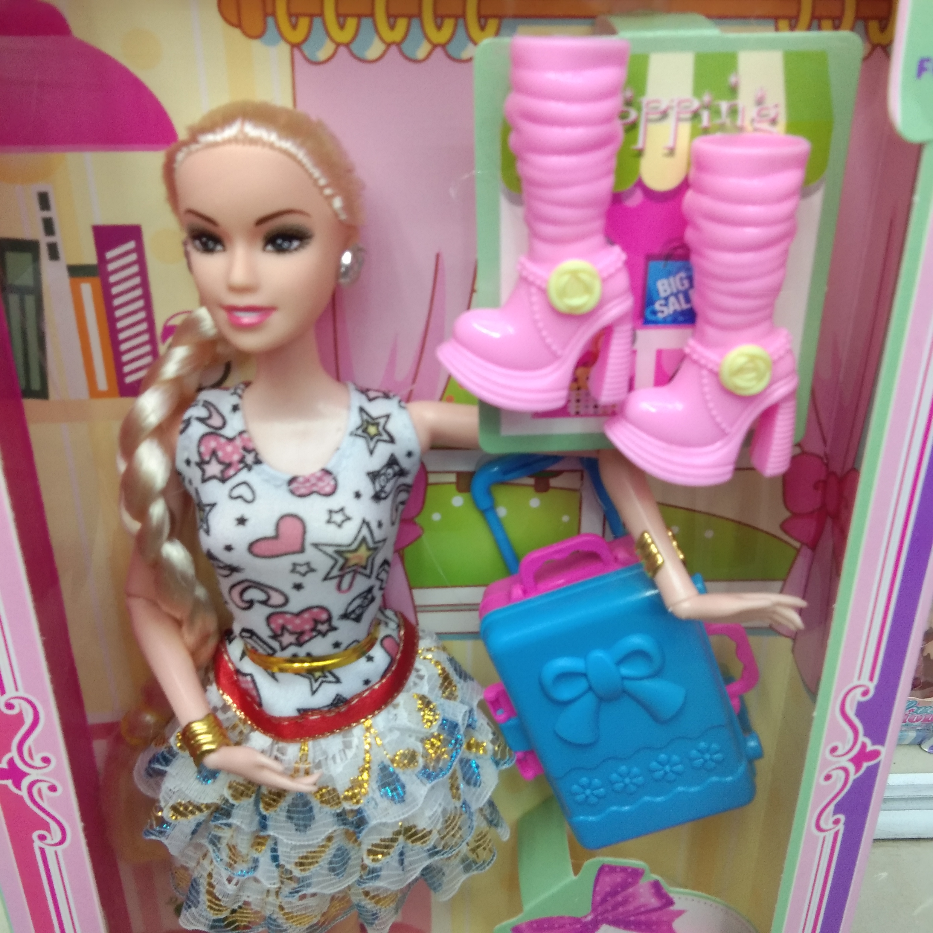 塑料儿童益智玩具女孩出行行李箱娃娃产品图