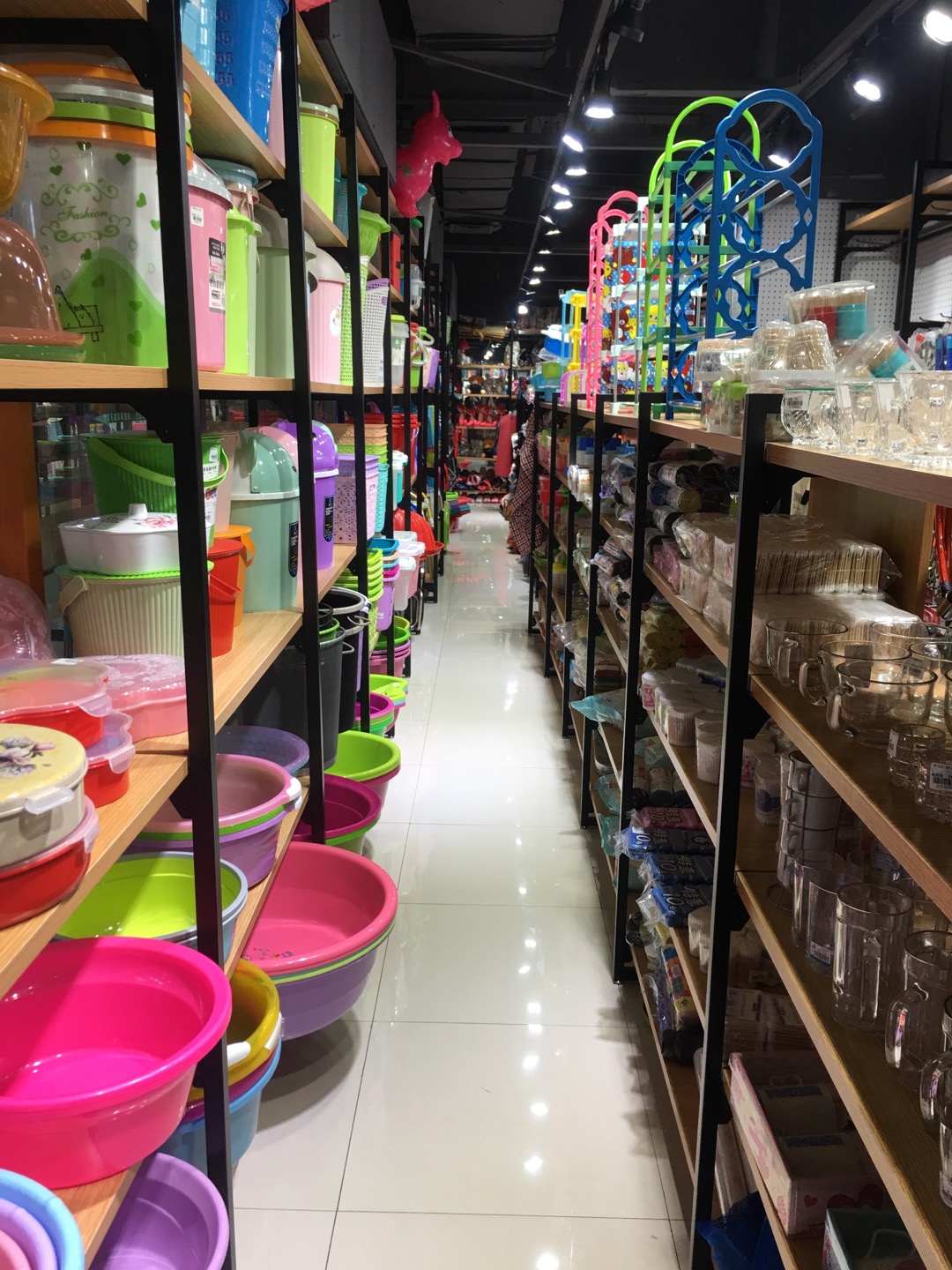 Xu Jiawu Distribution Center describe pic - 3