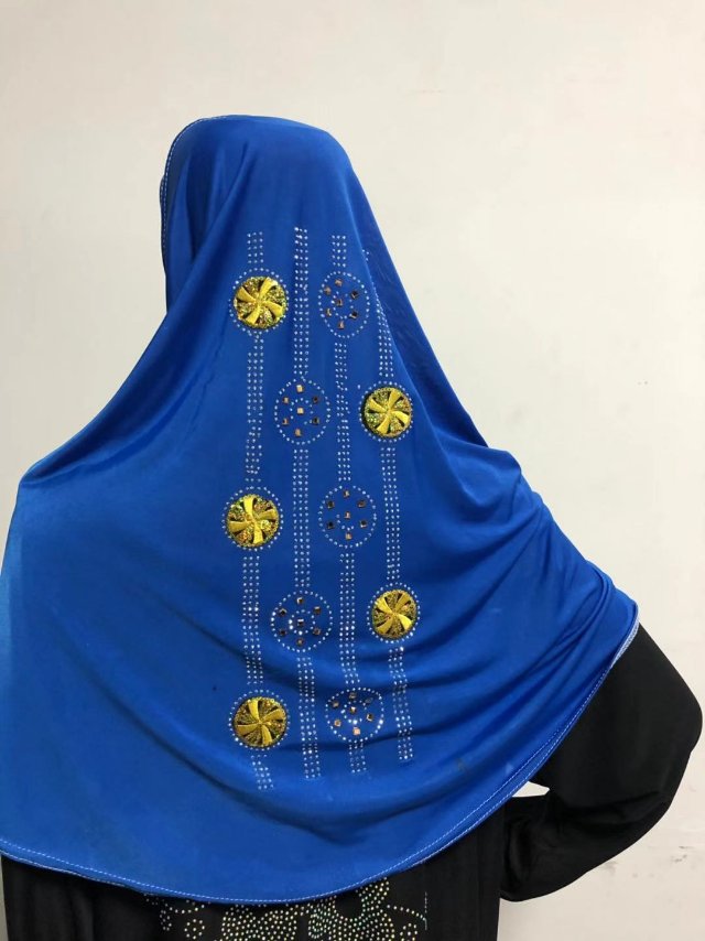 穆斯林新款百搭纱巾女士长款披肩披巾时尚加大围巾时尚头套