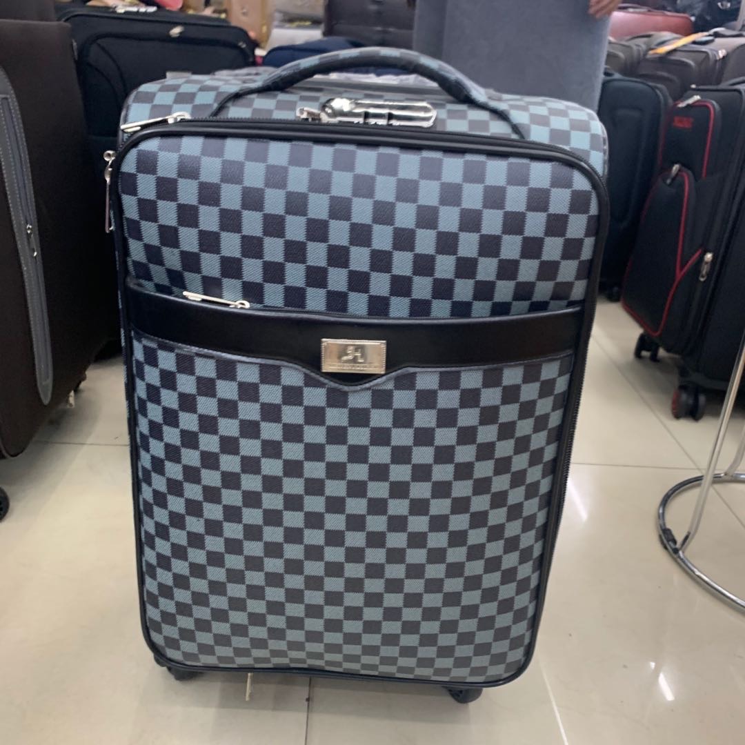 棋盘格pu皮行李箱密码旅行拉杆箱男万向轮
