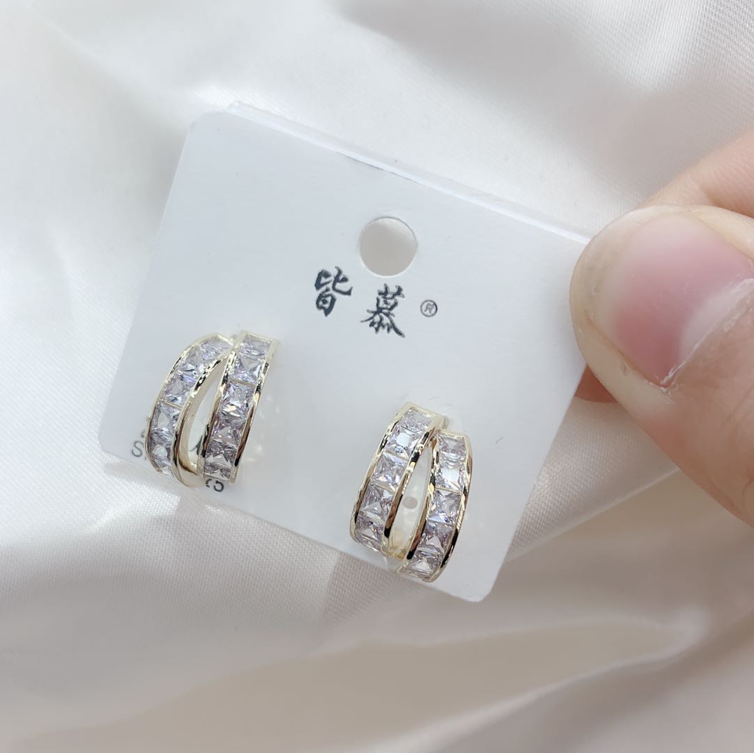 S925 Silver Needle Double Ring Zircon Color Retention, fashionable and trendy anti-allergy women's earrings and accessories