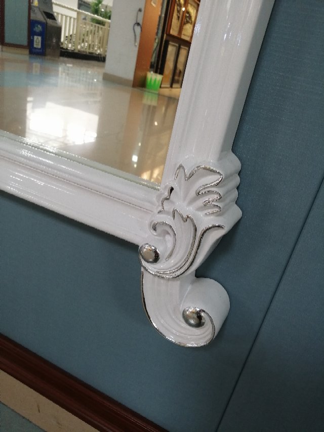 European Luxury Hollowed-Out Flower Fitting Mirror Hotel Villa Decoration Porch Mirror Through The Mirror details Picture