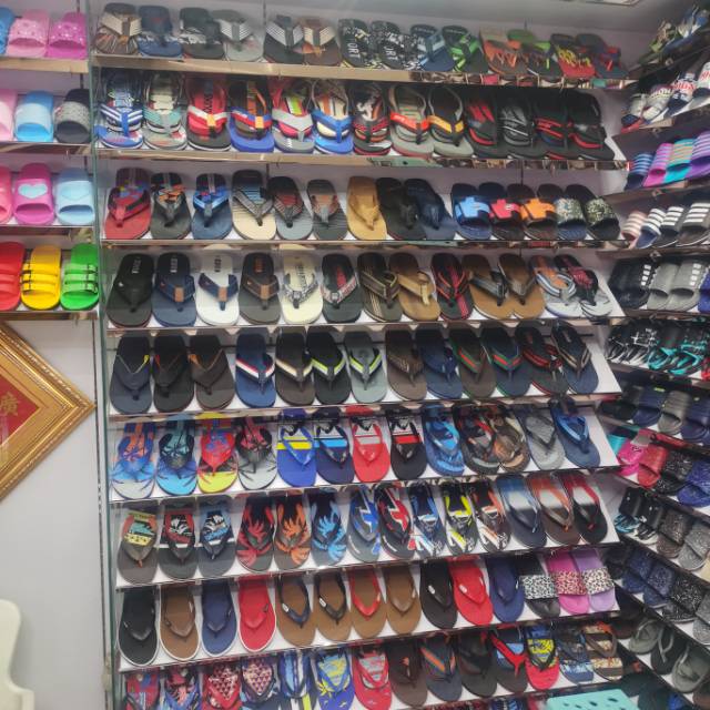 RON Shoe Store describe pic - 3