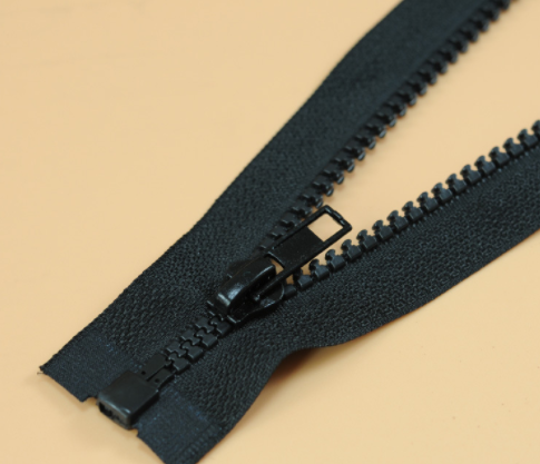 拉链/金属拉链/YKK拉链/树脂拉链/拉链长板细节图