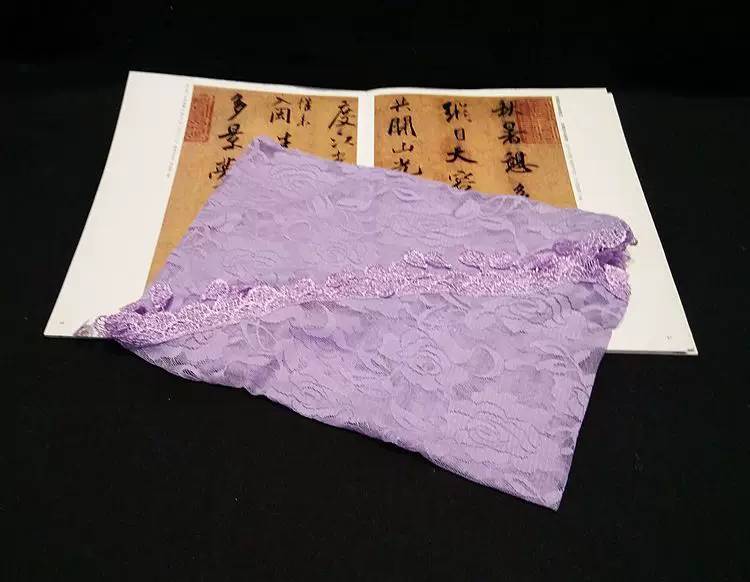 女士三角披肩花边漏空三角巾