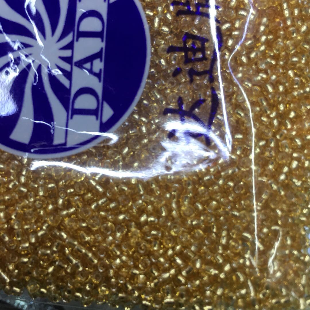 Factory direct sales: One pack of Dadi brand glass golden rice beads Specification image