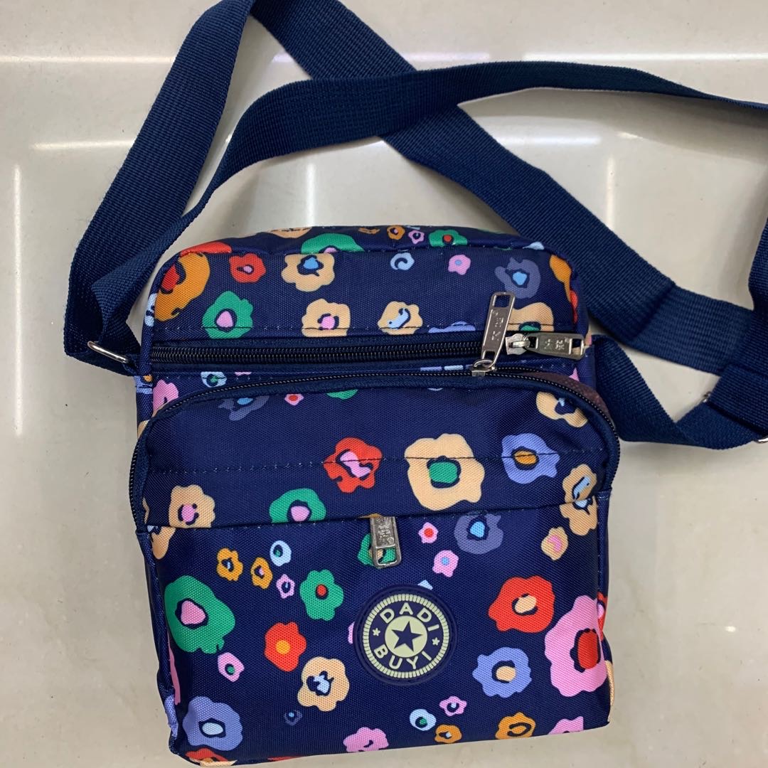 Colorful flower casual handbag, large-capacity bag, new style wallet direct sales from the manufacturer