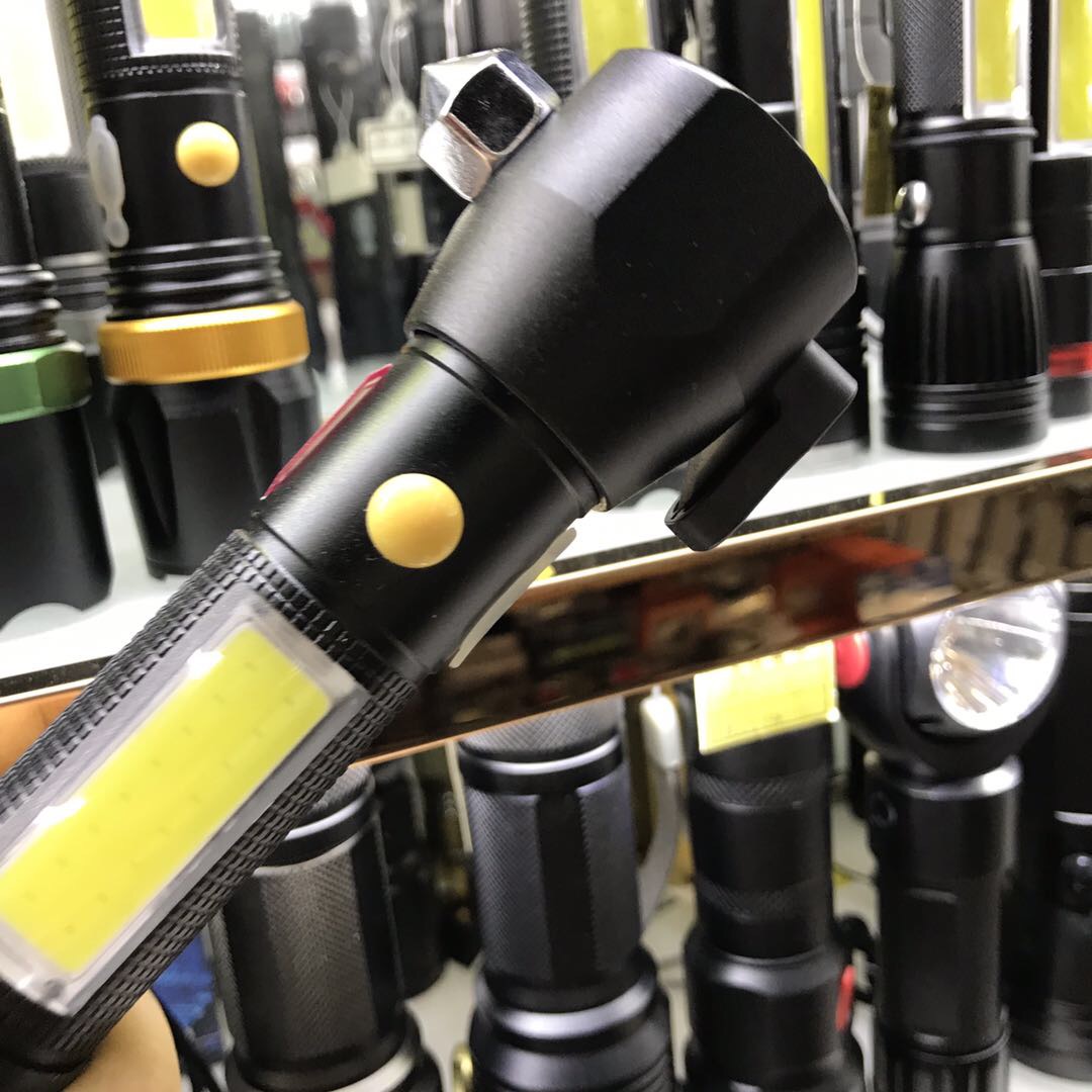 Small, portable, high-intensity rechargeable flashlight, life-saving hammer, zoom, ultra-bright outdoors details Picture