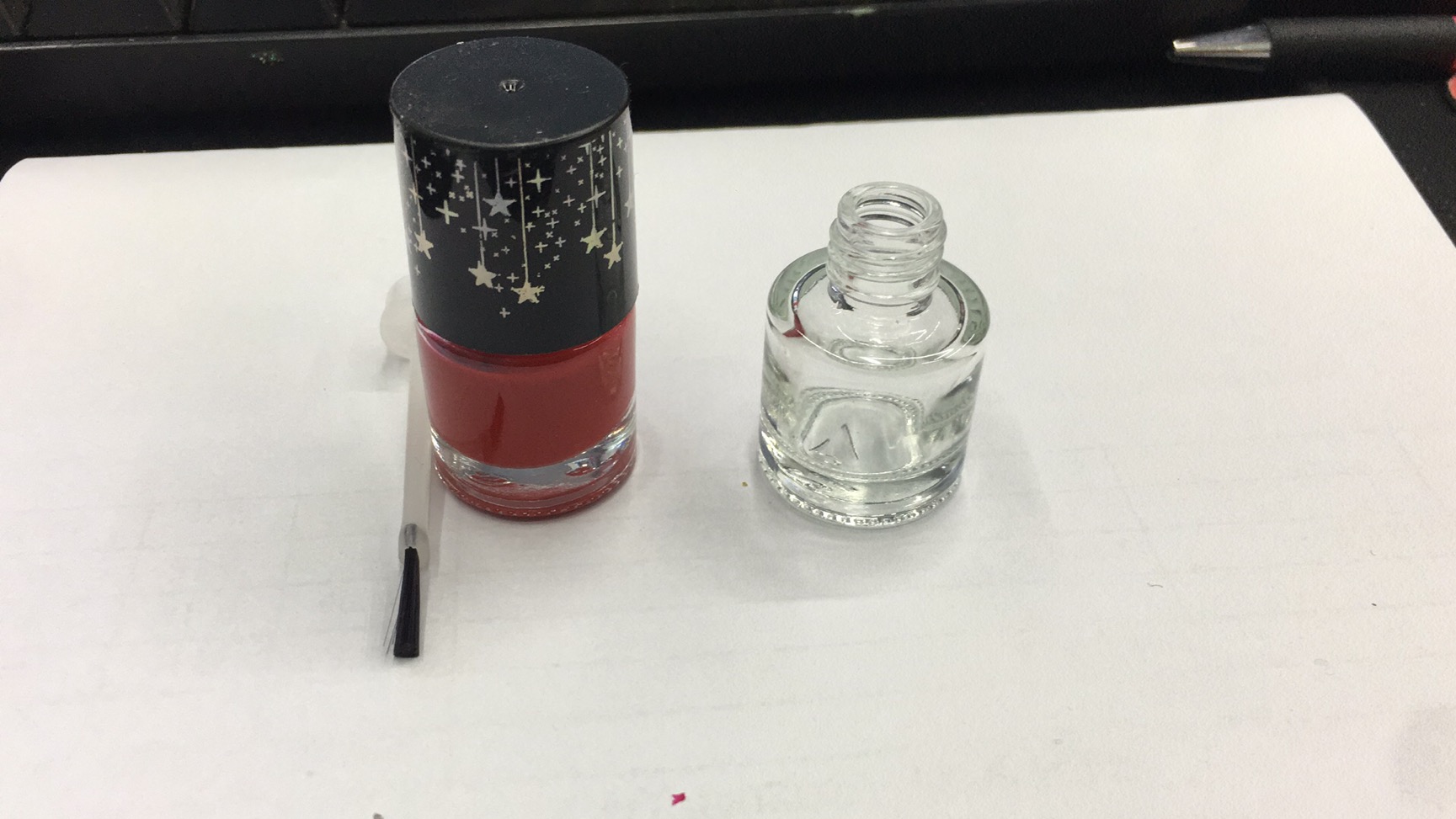 指甲油瓶圆柱指甲油瓶带毛刷液体腮红分装玻璃瓶定制透明美甲瓶化妆品瓶