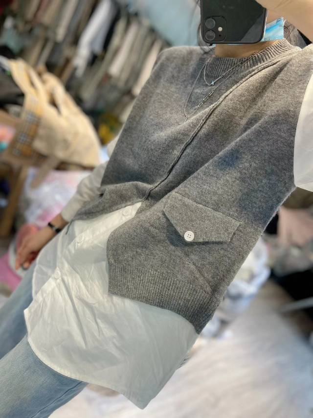 黑白范2020春款时尚潮流欧货女装假两件卫衣衬衫袖宽松大版显瘦T产品图