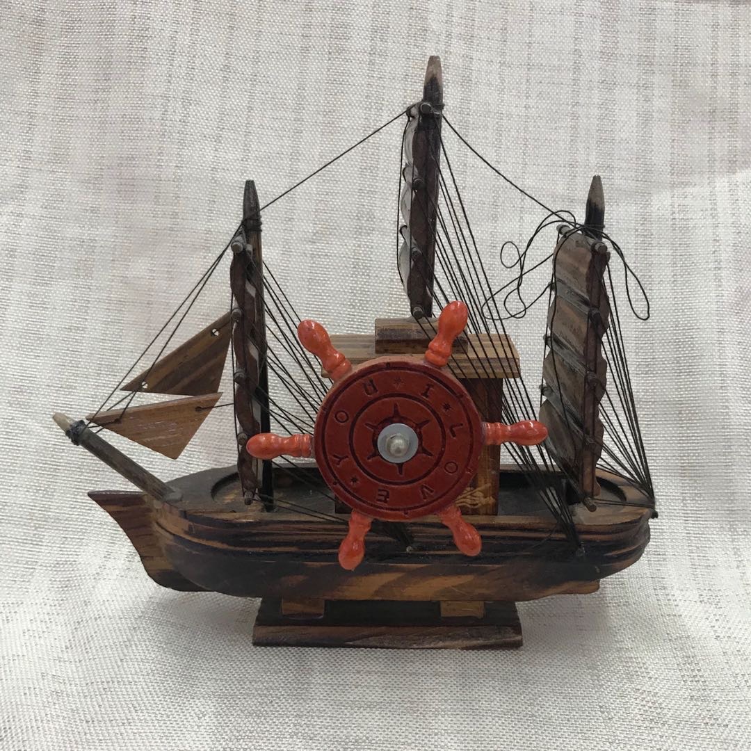 Pirate Ship Solid Wood Sailboat Mediterranean Style Decorations Creative Crafts Boat Model Wooden Boat