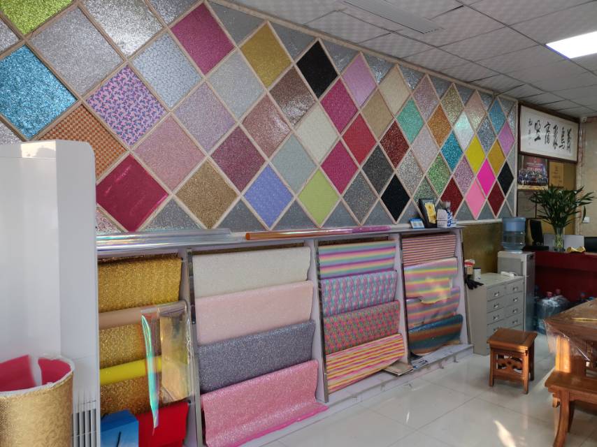 Yiwu Bolite Jincong Leather Co., LTD describe pic - 1