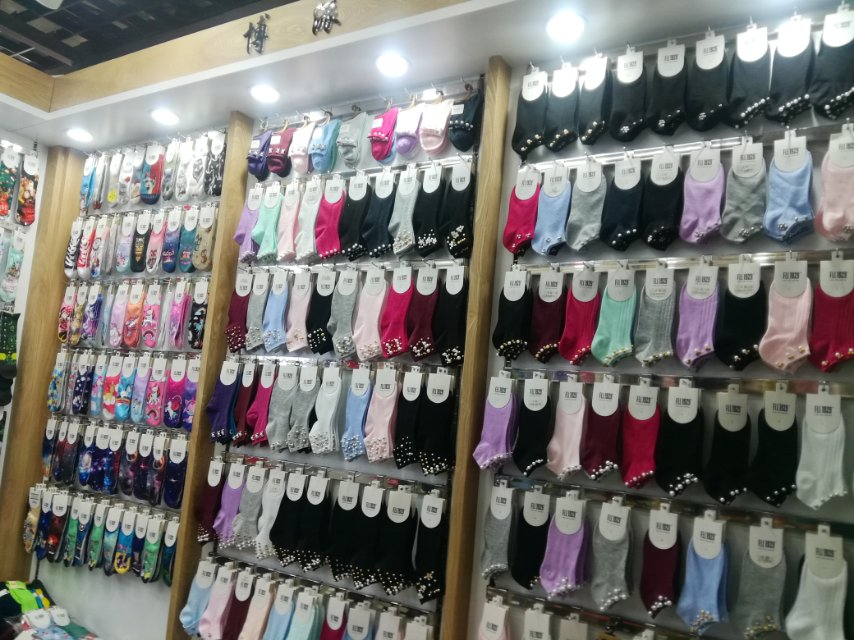 Yiwu Bopai (Hosiery) Co., LTD describe pic - 2